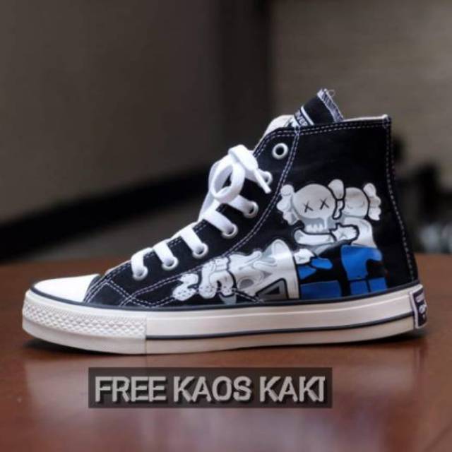 SEPATU CONVERSE X KAWS X UNIQLO CHUCK TYLOR 70S HIGH BLACK YELLOW NEW PREMIUM IMPORT