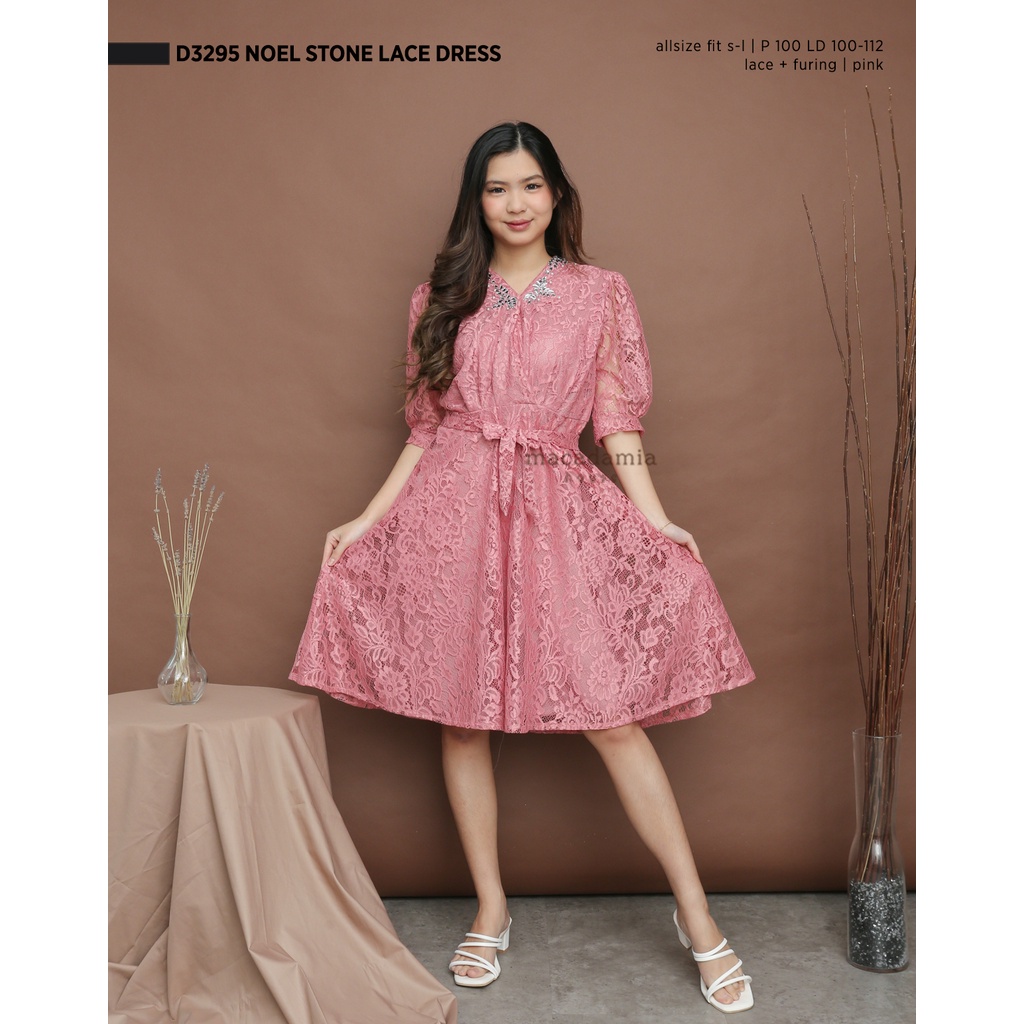 Jual Macadamia House - D3295 Noel Stone Lace Dress - DRESS MIDI XMAS ...