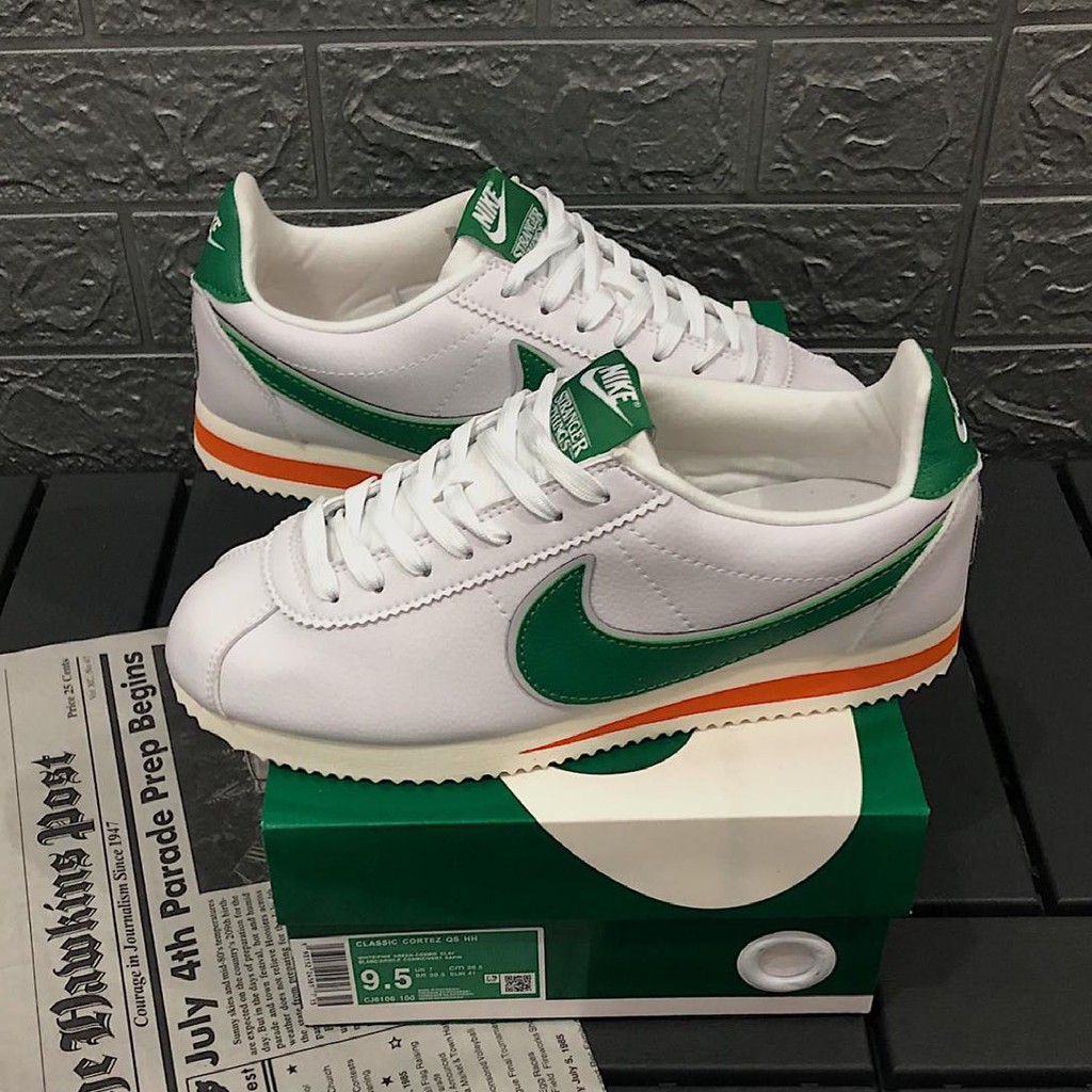 Nike classic cortez stranger things - white/pine clearance green