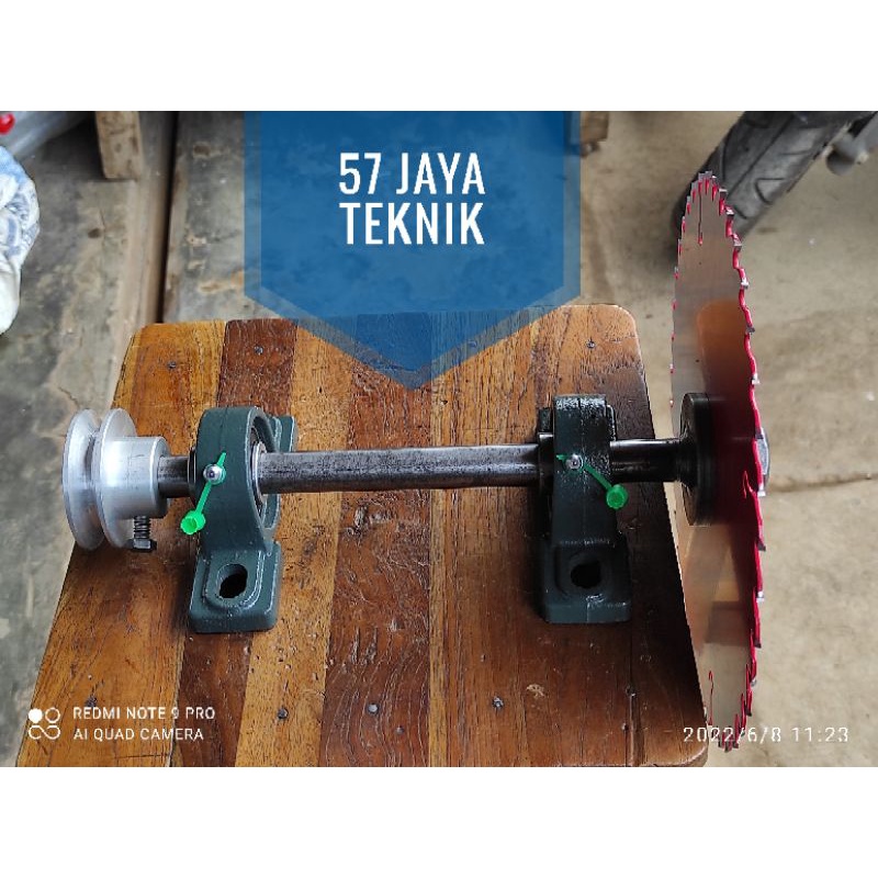 Jual As gergaji serkel /as sirkel / table saw komplit + gergaji essen ...