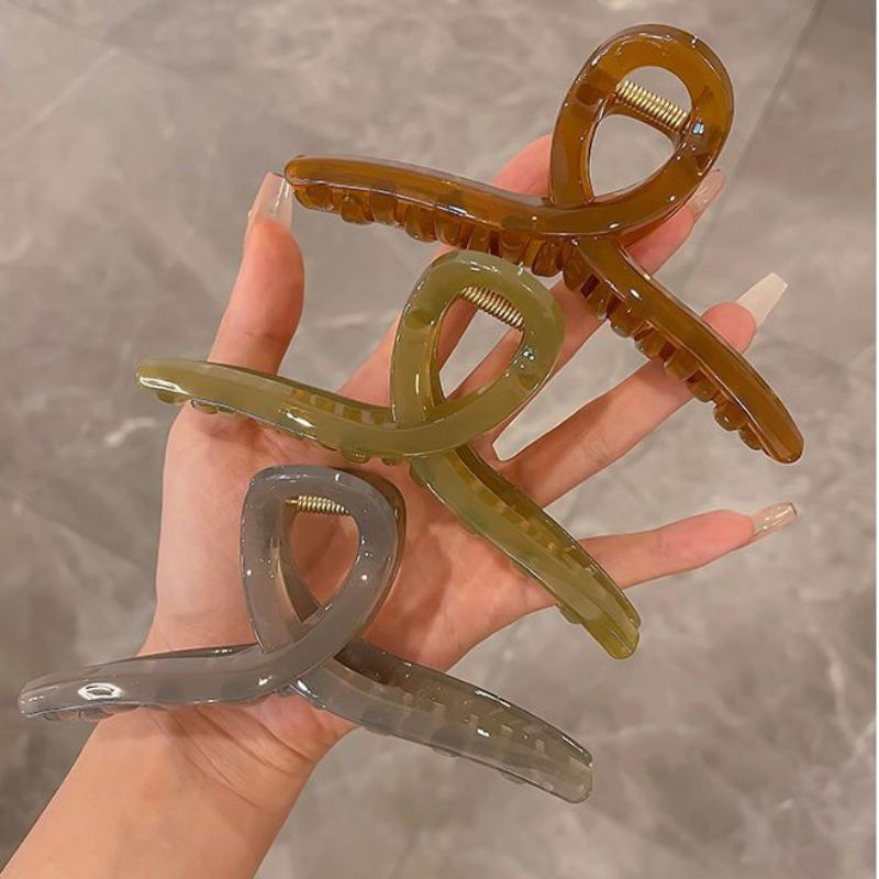 Jual deli hair claw / jedai jumbo / jepitan cepol / jepit rambut korea ...