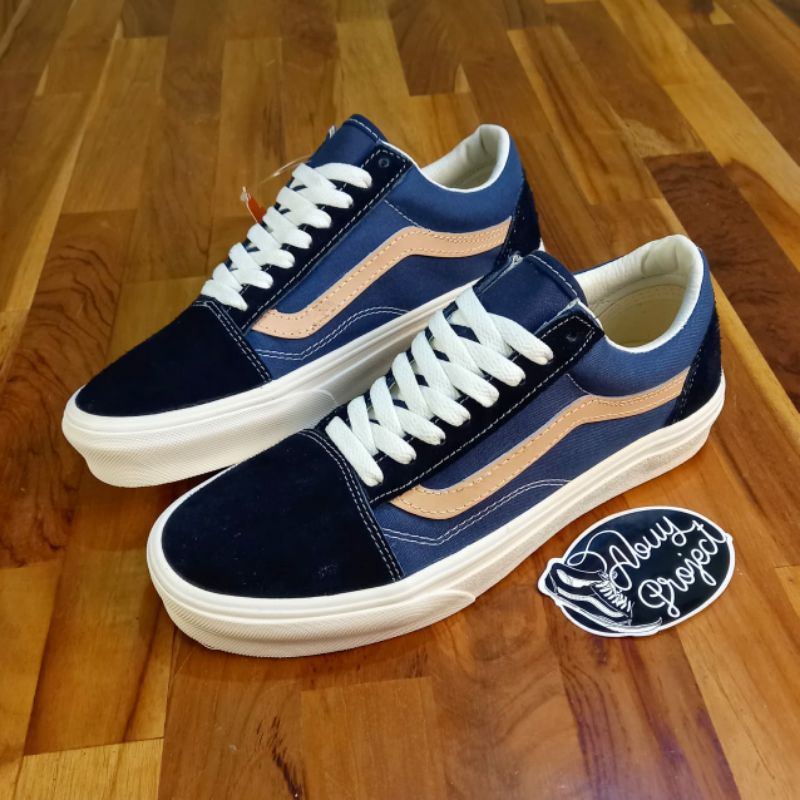 Vans old skool sailor blue top