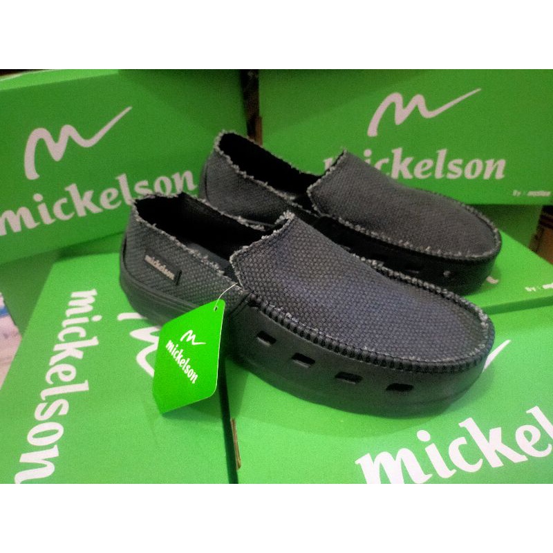 Jual Sepatu slip on pria karet/karung merk Mickelson original | Shopee ...