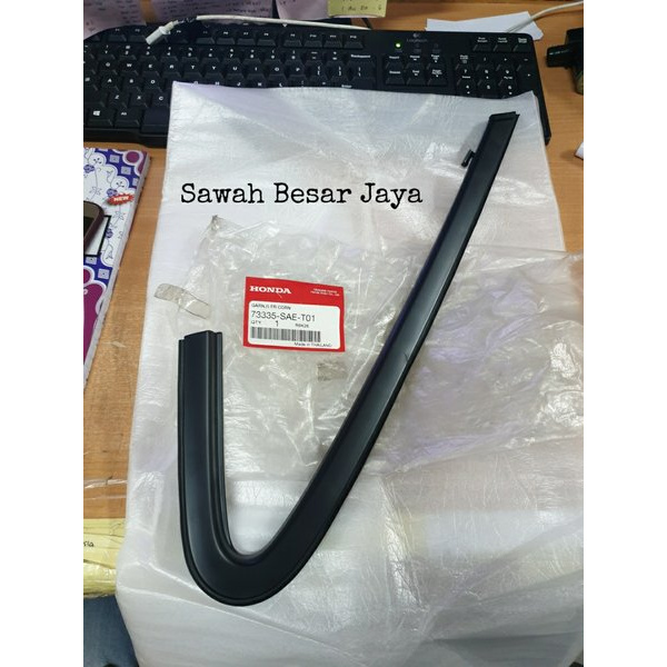 Jual Bracket Braket Breket Cover Garnish List Lis Karet Kaca Mati