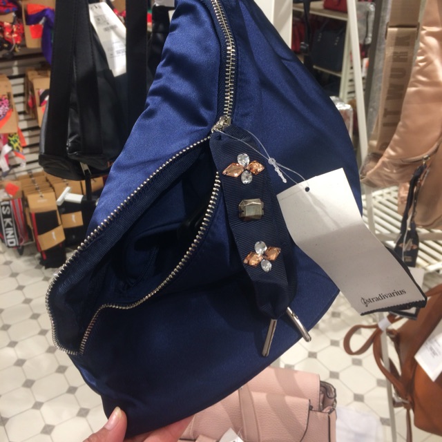 Waist bag stradivarius hotsell