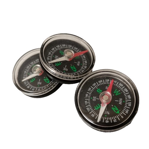 Jual Kompas Kecil Hitam / Compass Mini Petunjuk Arah Mata Angin Kiblat ...