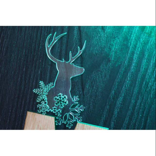 Jual Ornamen hiasan dinding dari akrilik | gantungan kunci akrilik