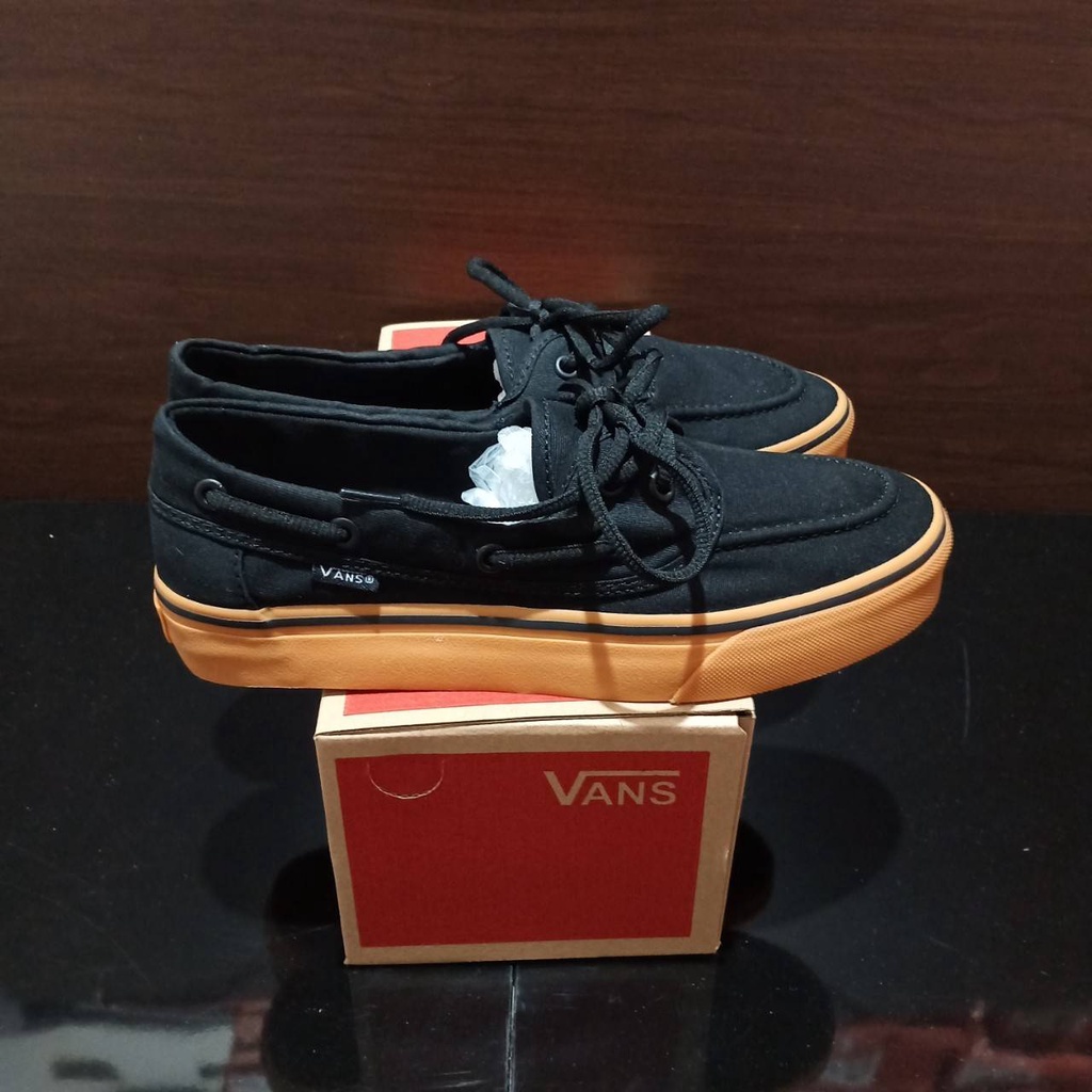 Jual SEPATU VANS ZAPATO CLASSICS BLACK GUM BNIB FULL TAG BARCODE ...