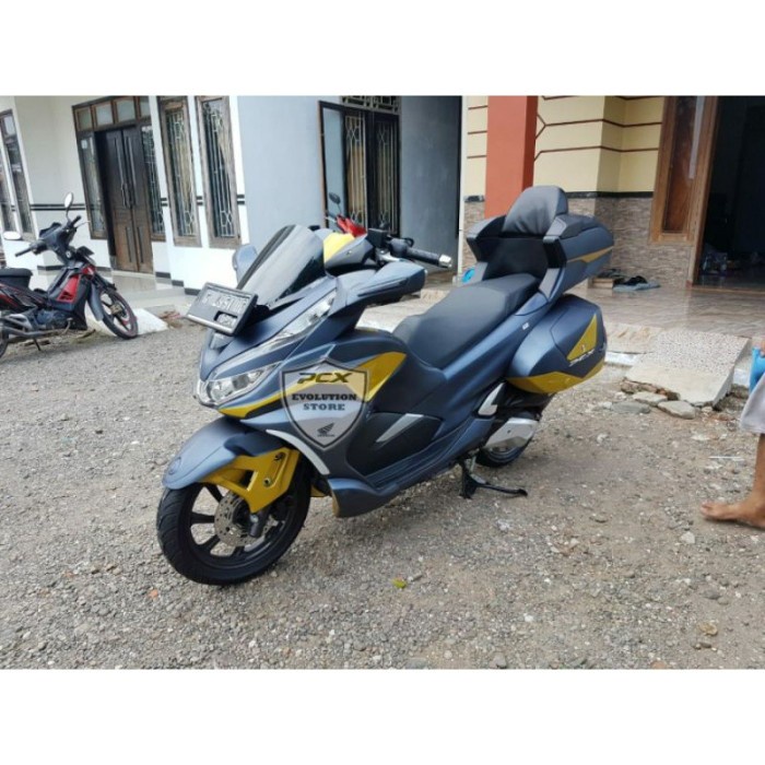 Jual Modifikasi PCX lokal model goldwing (warna matte brown) | Shopee
