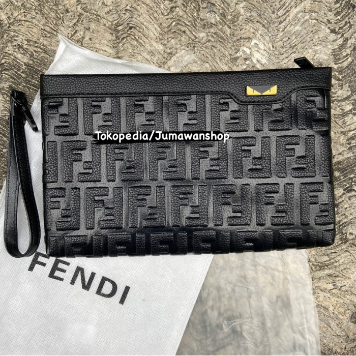 Harga clutch fendi sale