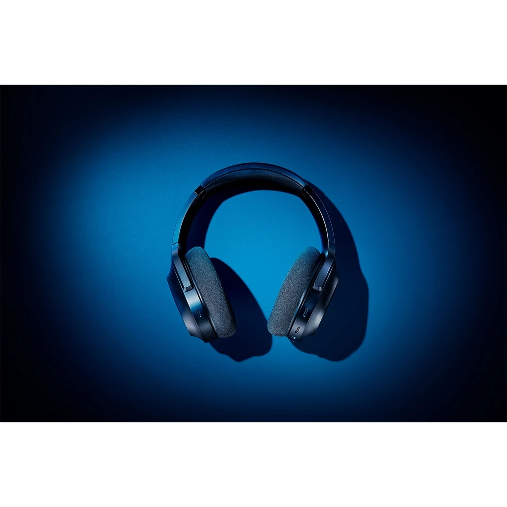 Razer Barracuda - Wireless Multi-platform Gaming and Mobile Headset (2022)