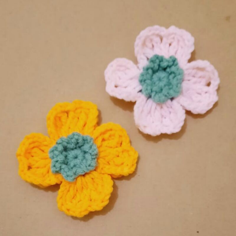 Jual Bunga Rajut Aplikasi Kelopak Love 8 cm | Shopee Indonesia