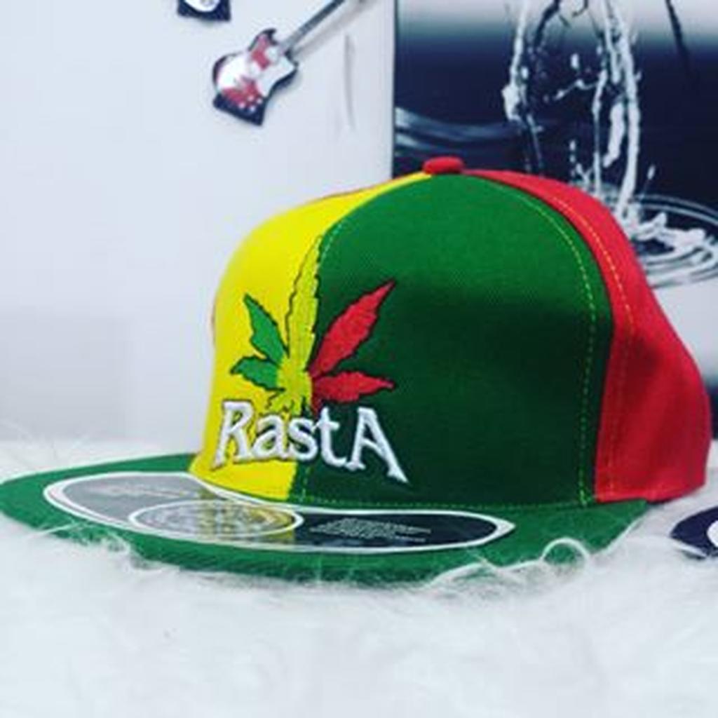 Jual Topi snapback RASTA | Shopee Indonesia