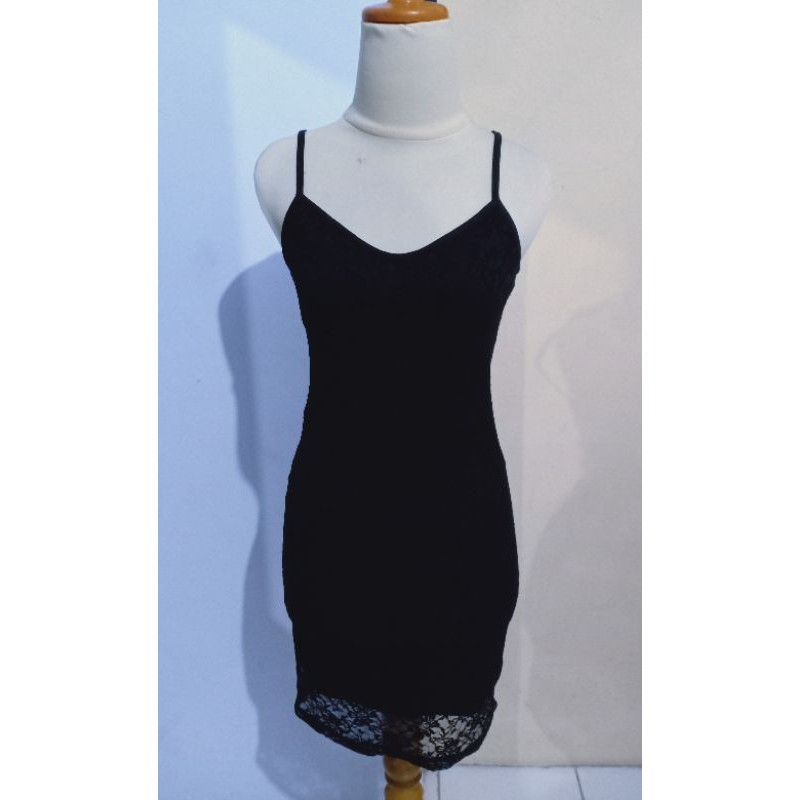 Jual SUPRE BLACK LACE CAMI BODYCON DRESS | Shopee Indonesia
