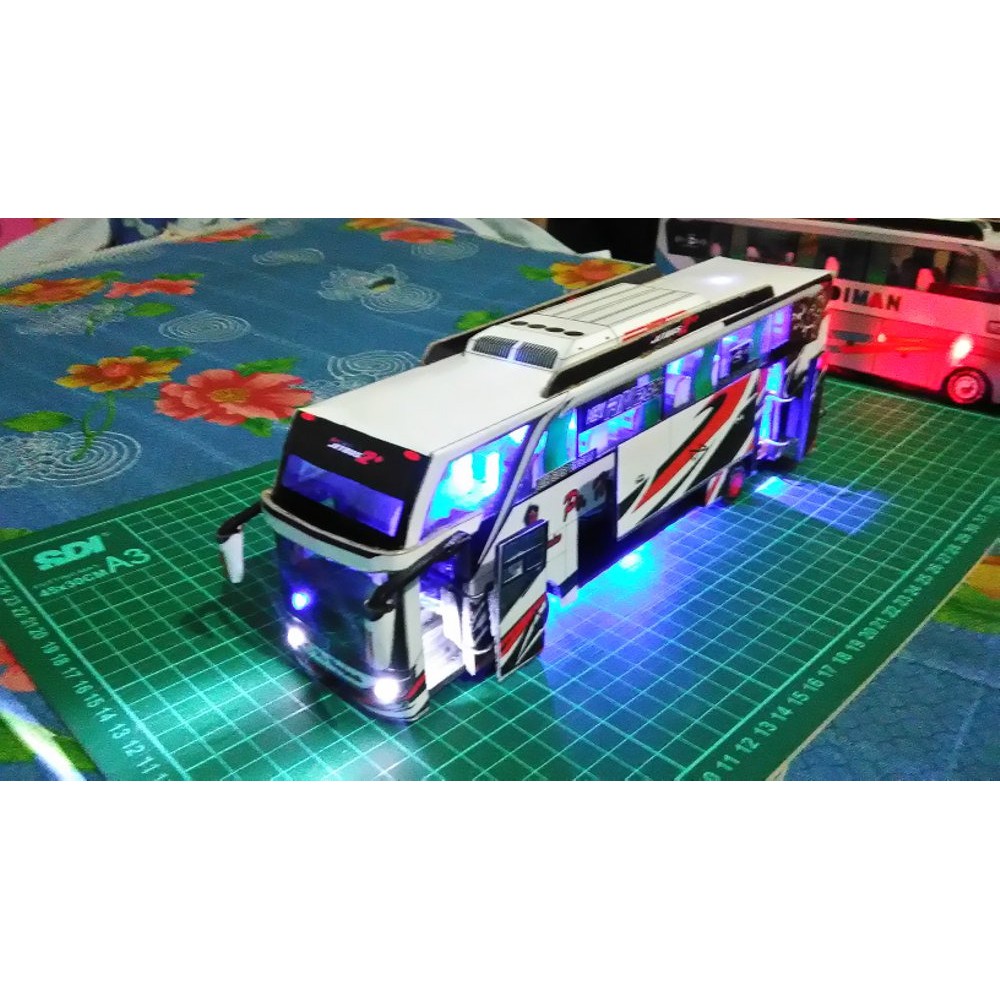 Produk Miniatur Bus Indonesia | Shopee Indonesia