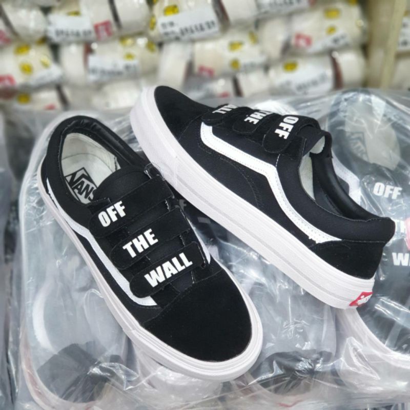 Jual SEPATU VANS OLDSKOOL MODEL PEREKAT / VELCRO HITAM PUTIH 36 - 43 ...