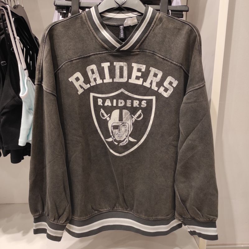 Raiders sweatshirt h&m best sale