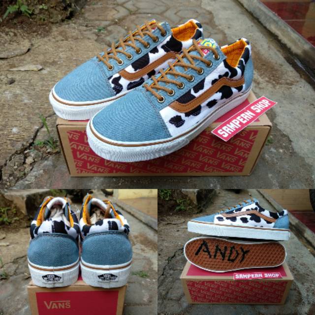 Sepatu vans hotsell x toy story