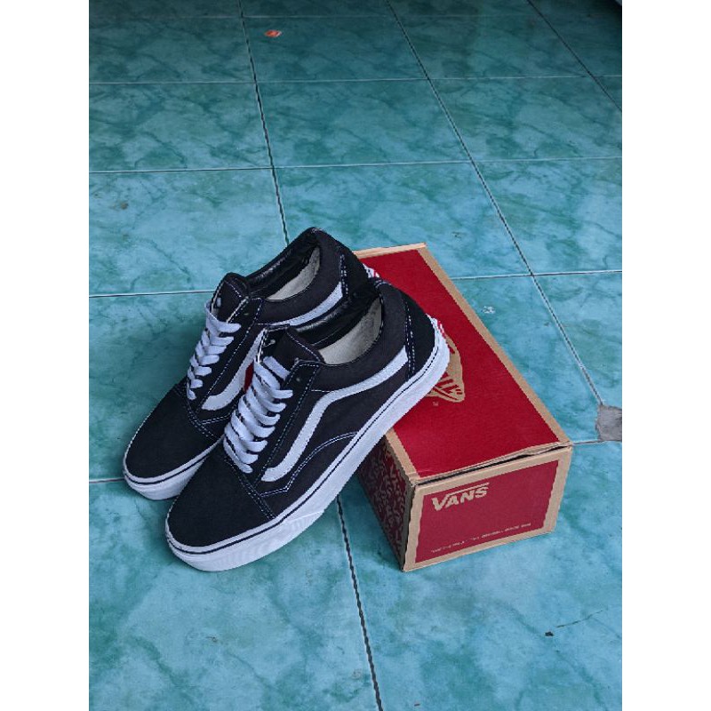 Jual VANS OLDSKOOL CLASSIC BLACK/WHITE (ORIGINAL) | Shopee Indonesia