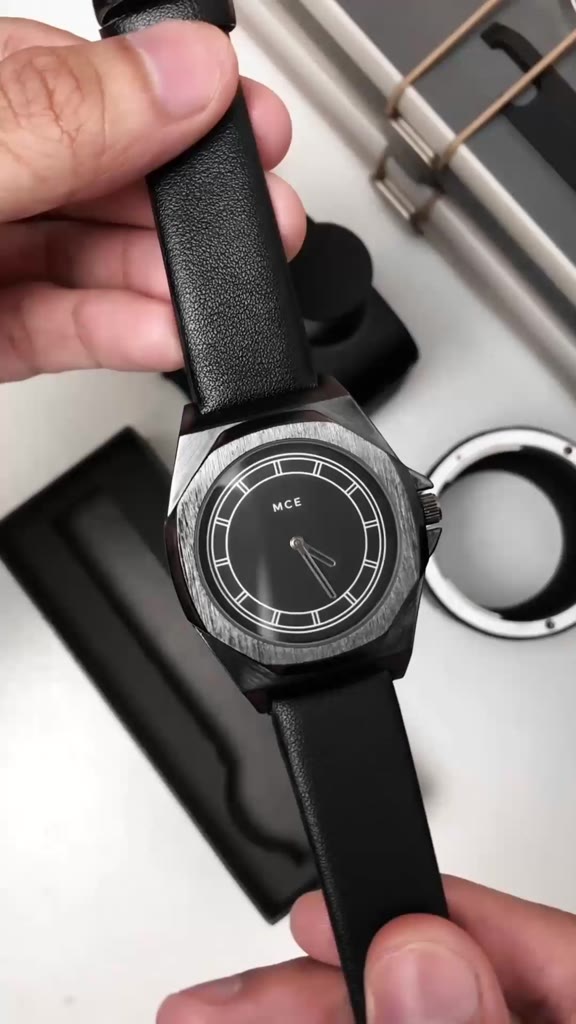 Jual MCE Jam Tangan Pria Bifrost Rune Series Full Black | Shopee Indonesia