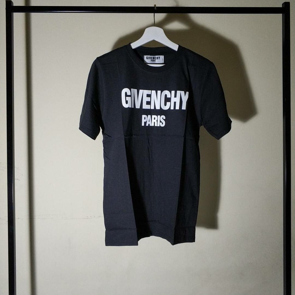 Harga t shirt clearance givenchy