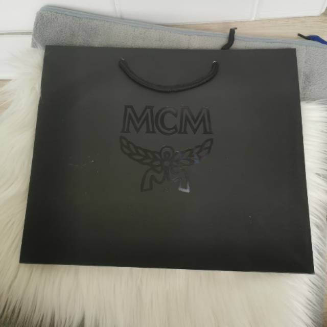 Jual PAPERBAG BOX MCM Shopee Indonesia