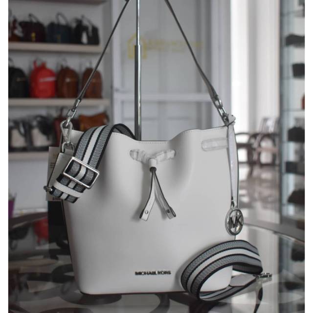 Michael kors eden clearance bucket bag