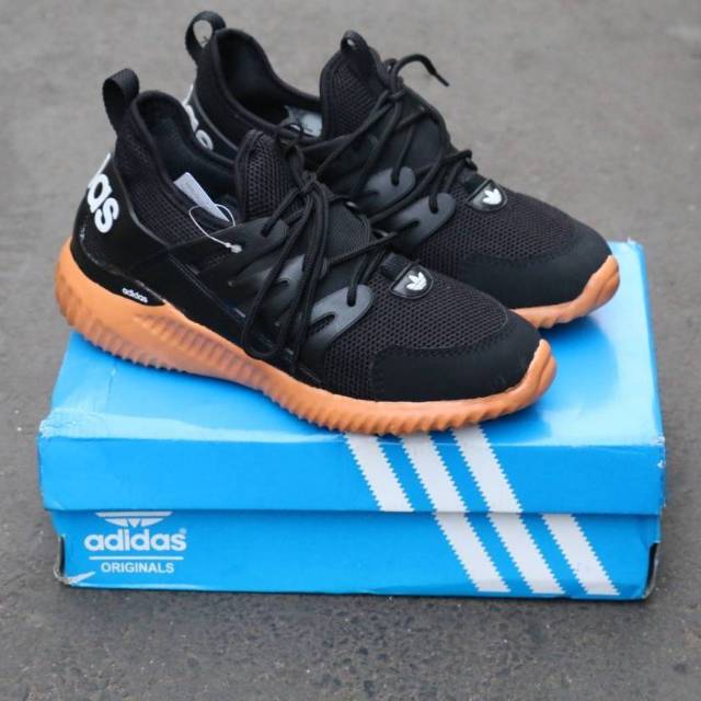 adidas alphabounce tubular