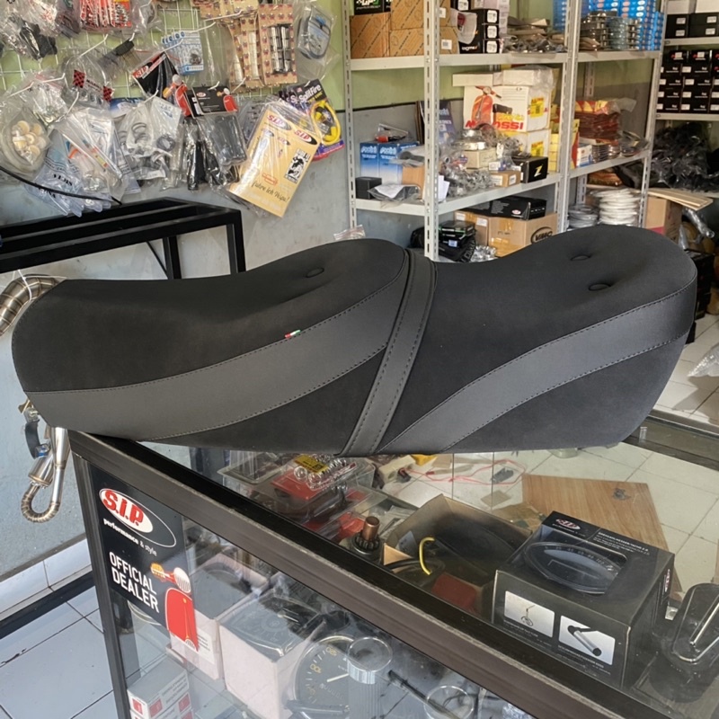 Jual jok king and queen spaam original italy vespa px exclusive sprint