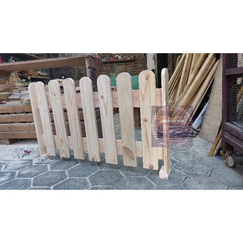 Jual PAGAR KAYU JATI BELANDA SEKAT RUANGAN PAGAR DEKORASI RUMAH