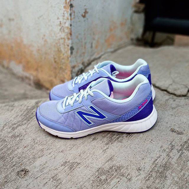 Jual New Balance KJ 330 LIY Running Shoes Shopee Indonesia