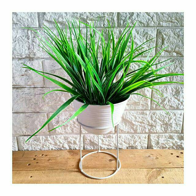 Jual Pot standing besi rumput imitasi/bunga plastik artificial dekorasi ...