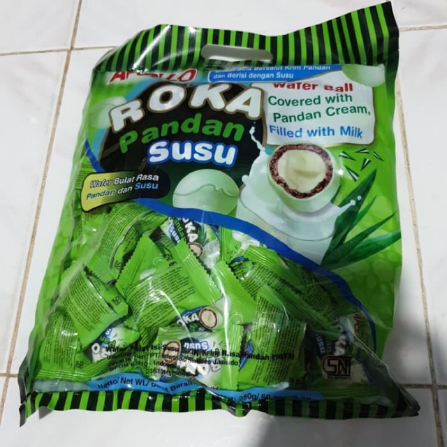 Jual Apollo Roka Pandan susu wafer bulat rasa pandan dan susu 50pc ...