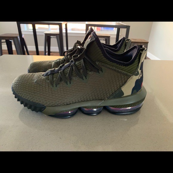 Lebron 16 low cargo khaki best sale