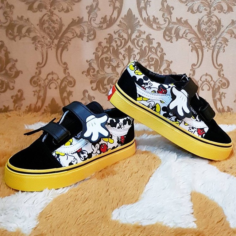 Jual Sepatu Anak Vans Old Skool Velcro Mickey Mouse Import