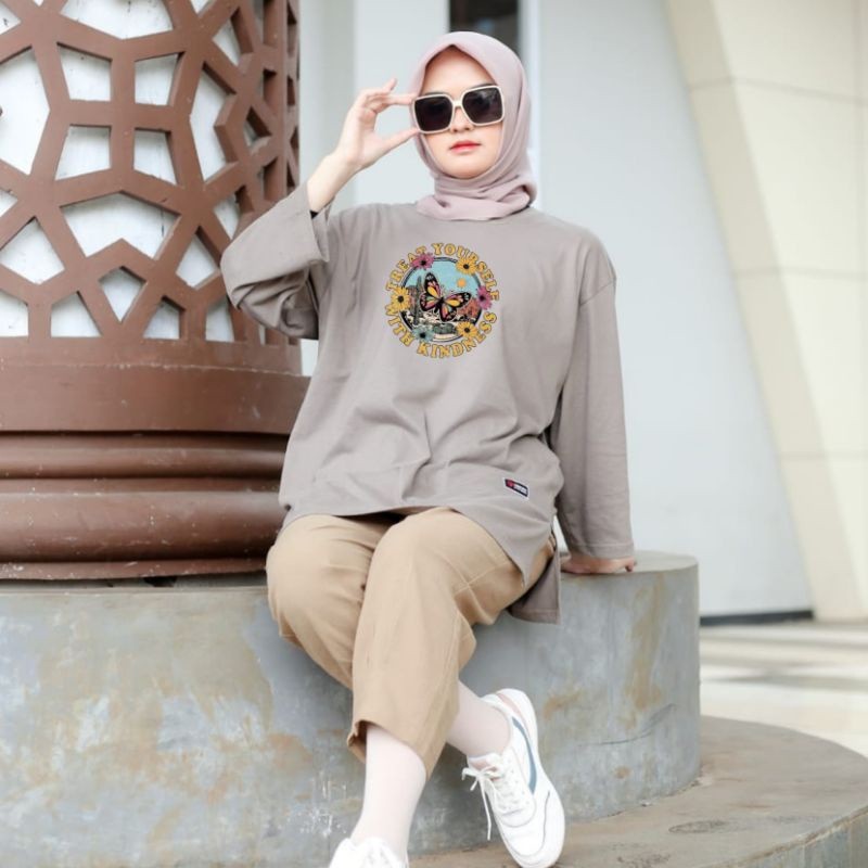 Kaos Oversize Lengan 7/8 Cotton Combed 24S Baju Wanita Muslimah Beli 4 Gratis 1