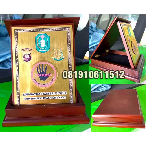 Jual PLAKAT KAYU BOX / PLAT KUNINGAN / PLAT GRAFO / VANDEL BOX KAYU ...
