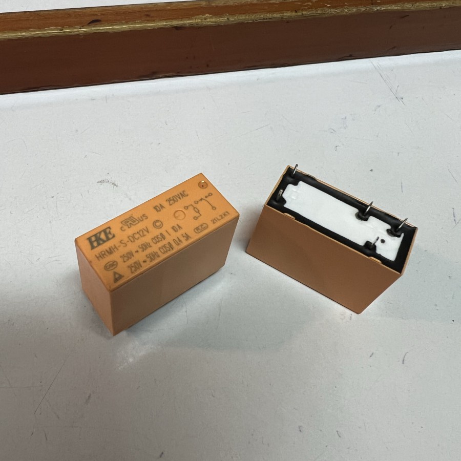Jual Relay rilay HKE 5pin 5 pin 5p 5 p 12volt 12 volt 12v 12 v HRMH ...