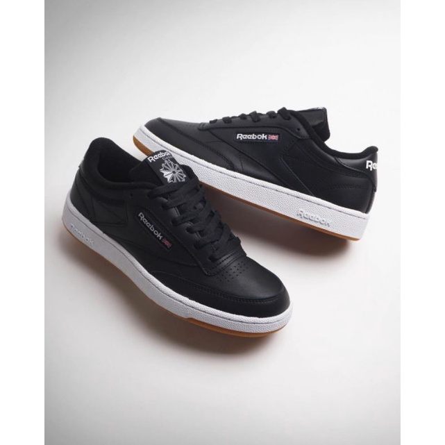 Reebok club c on sale 85 black white gum