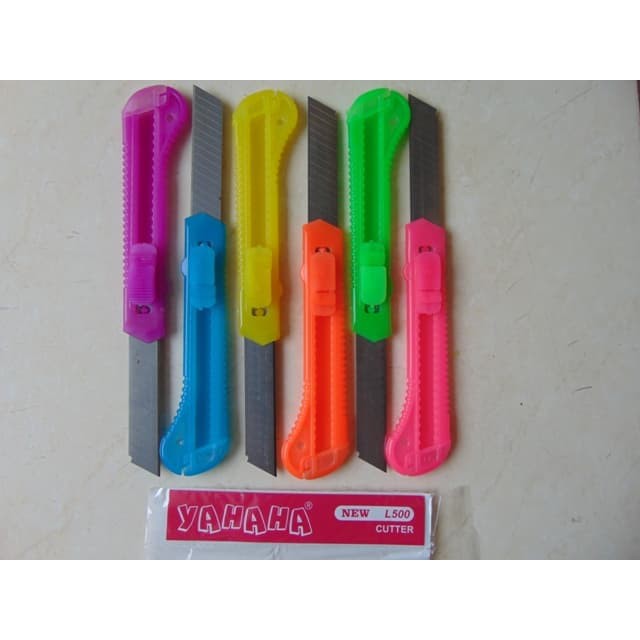 Jual Cutter Besar Pisau Carter Murah L-500 Warna Menarik Murah Meriah ...