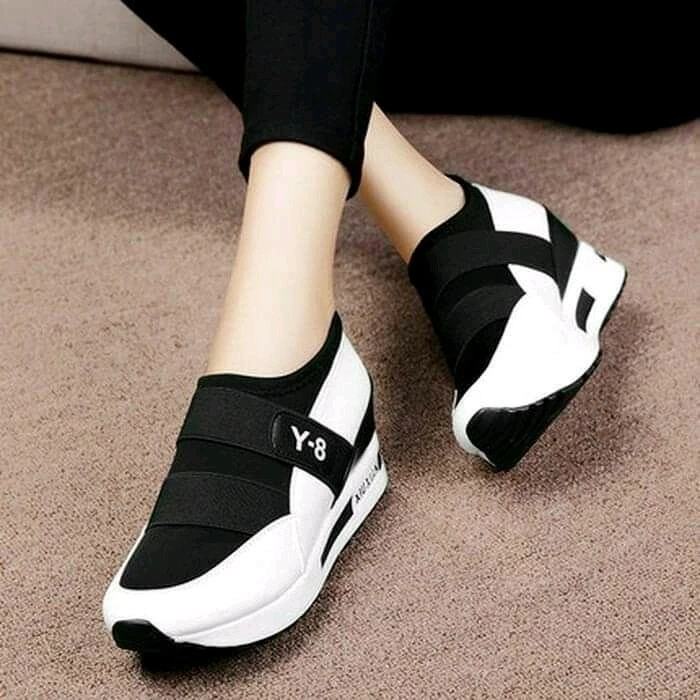 Sepatu Slip On Wanita Nyaman Untuk Olahraga