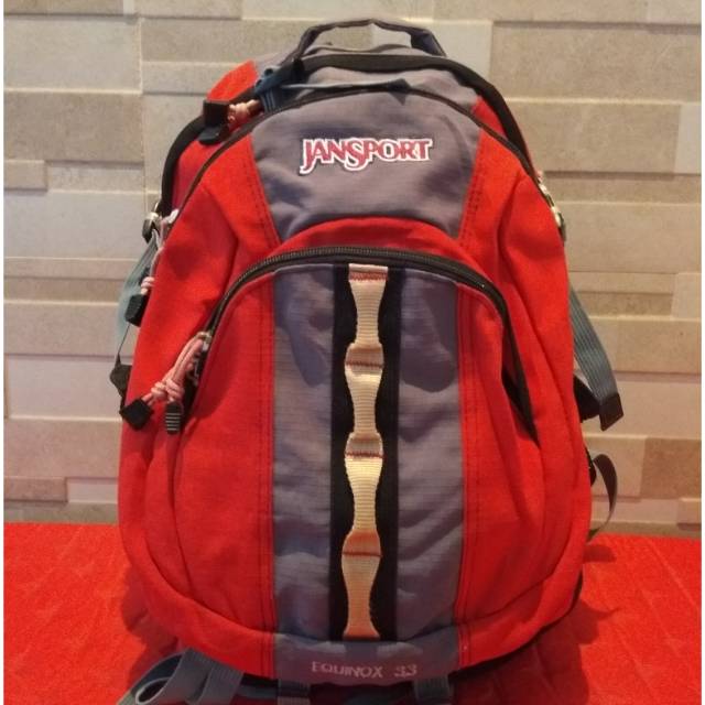 Jansport equinox 33 hotsell