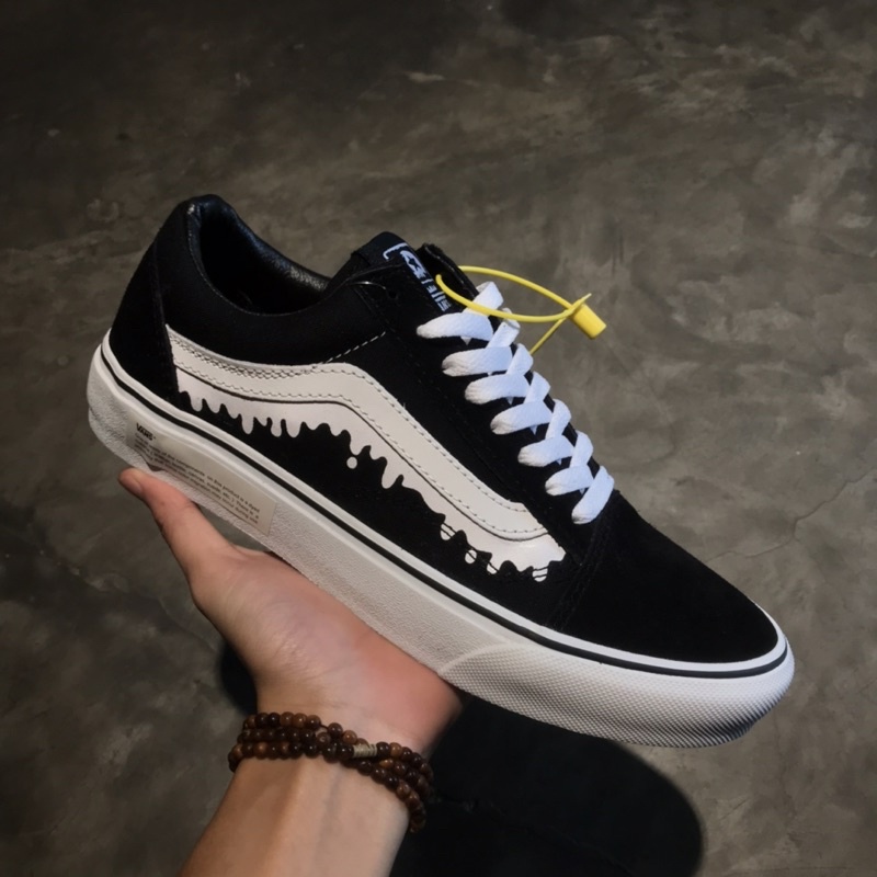 Vans old best sale skool magical mosh