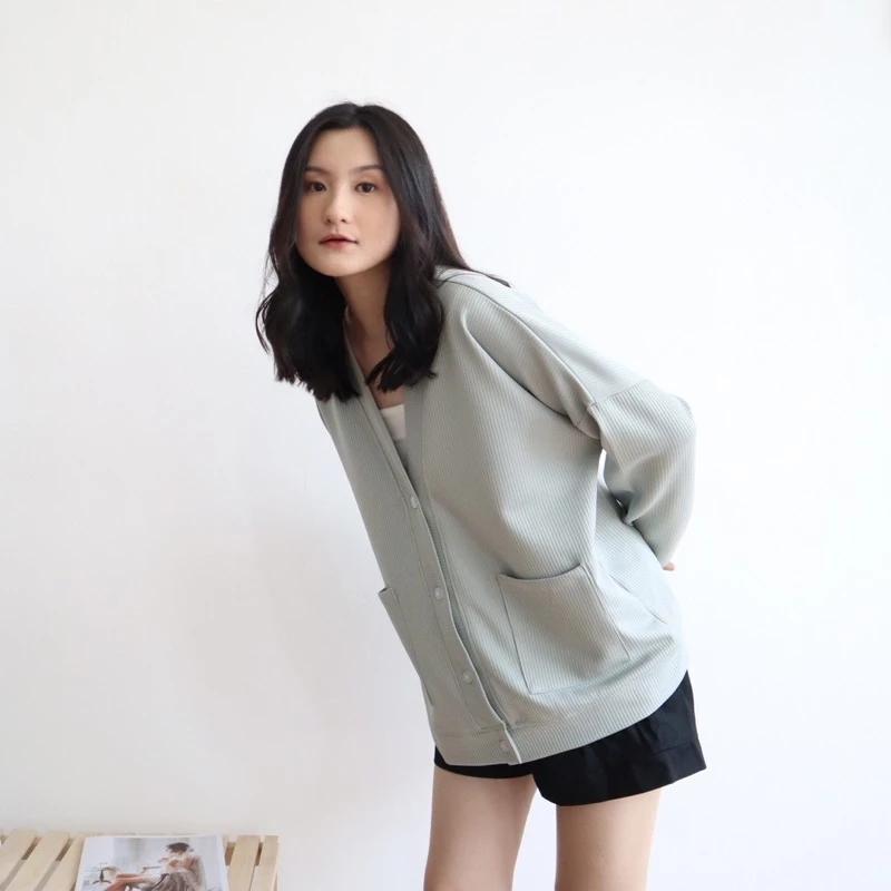  Reina Oversized Outer 