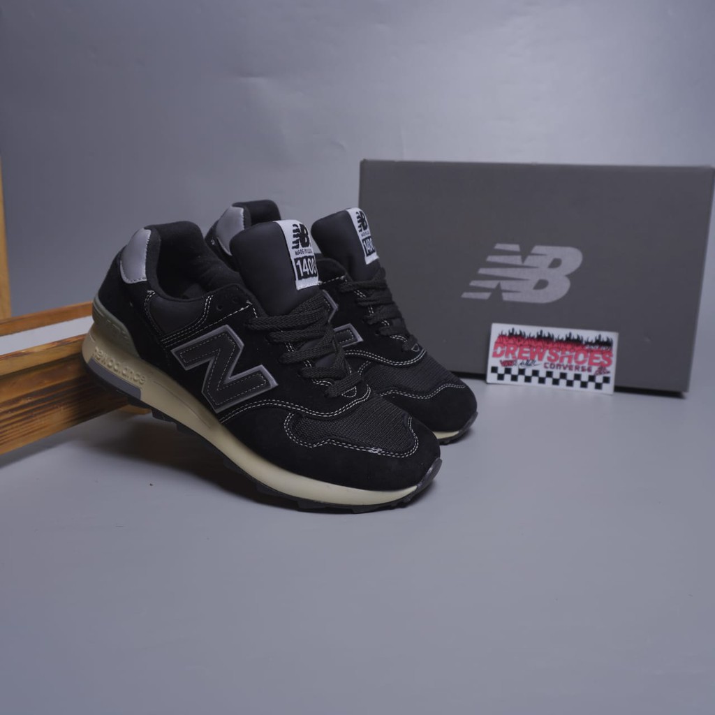 New balance 2024 1400 black