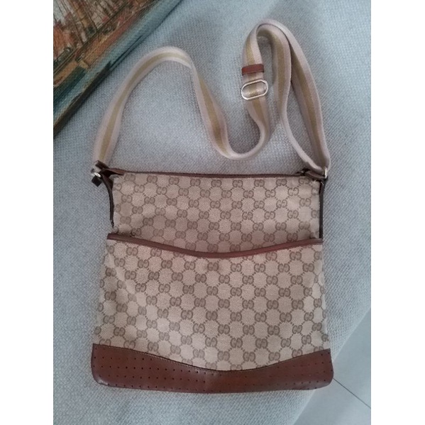 Gucci sling hotsell bag harga