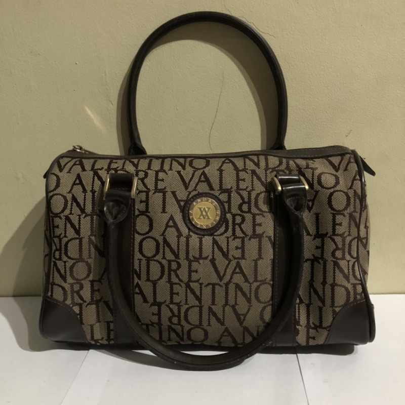 Andre discount valentino bag