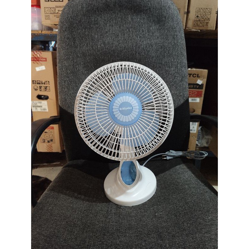 Jual Desk Fan / Kipas Meja MIYAKO KAD927B 9" Inch | Shopee Indonesia