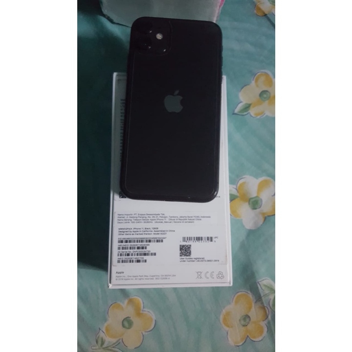 Jual iPhone 11 Black 128GB | Shopee Indonesia
