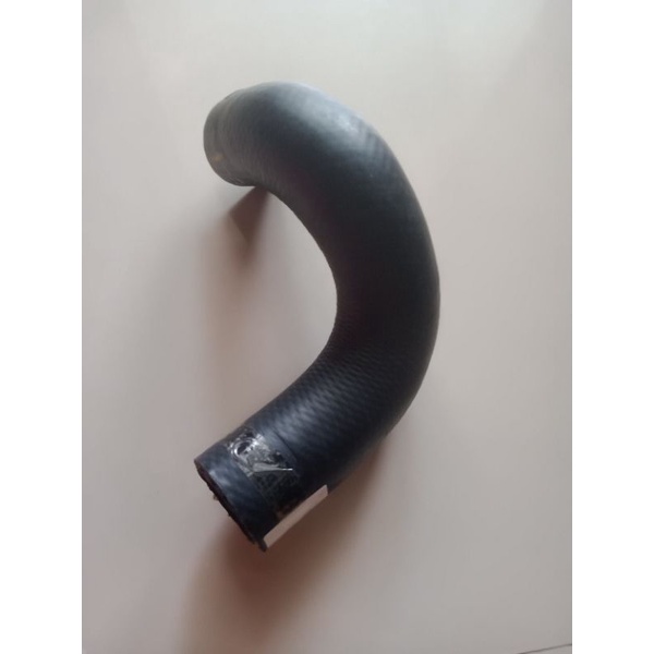 Jual Selang Radiator Innova Reborn Diesel 2,4Bawah(ORI) | Shopee Indonesia